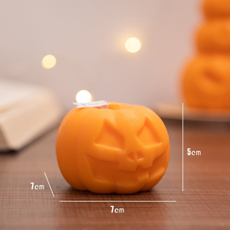 Halloween Pumpkin Aromatherapy Candle – Handmade Spooky Scented Decor
