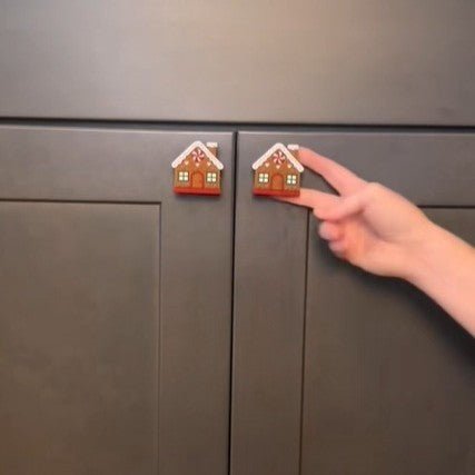 Skull & Gingerbread House Door Handle Decoration